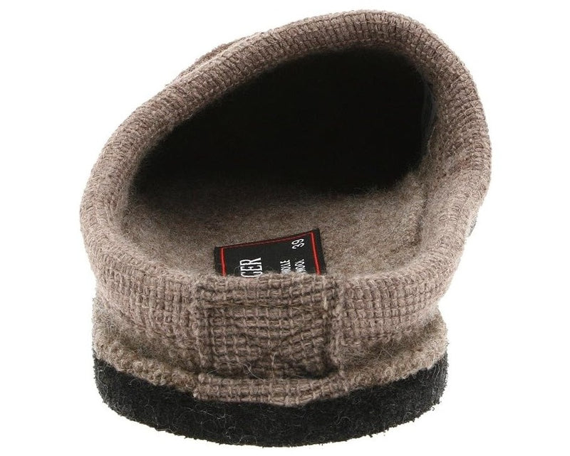 AR Doggy Wool Slipper