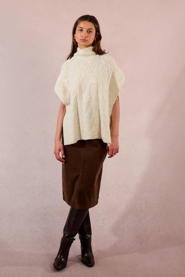 Ladies Sleeveless Sweater, Poncho Style