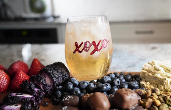 Xoxo Stemless Wine Glass